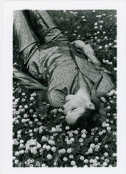 Anna R. im Klee 2 / Vintage Handabzug / ca. 2000 / Einzelstück